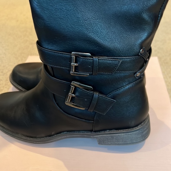 Women’s Size 8 Calf Boots - Picture 5 of 6